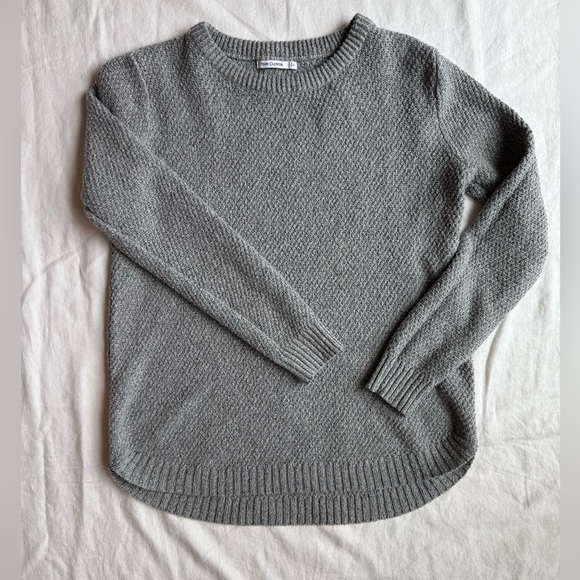 Pink Clover Sweaters - Gray Crew Neck Sweater | pink clover | medium